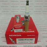 Свечи зажигания Honda 12290-R1A-H01 Свечи зажигания Honda 12290-R1A-H01