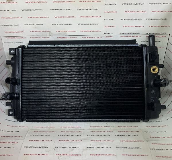 Радиатор охлаждения Honda 1J010-5K0-014