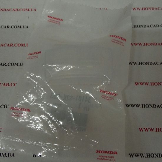 Рассеиватель плафона подсветки заднего номерного знака Honda 34101-S2K-003