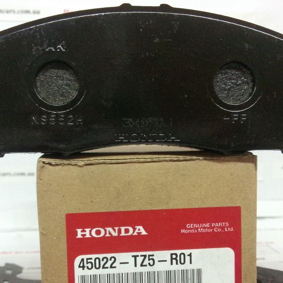 Тормозные колодки передние Honda 45022-TZ5-R01