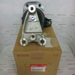 Подушка двигателя правая нижняя гидравлическая Honda 50820-SNB-J02 Подушка двигателя правая нижняя гидравлическая Honda 50820-SNB-J02