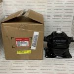 Подушка двигателя передняя Honda 50830-TZ5-A03 Подушка двигателя передняя Honda 50830-TZ5-A03