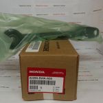 Рычаг задний верхний Honda 52390-SWA-A00 Рычаг задний верхний Honda 52390-SWA-A00