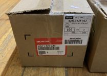 Амортизатор задний Honda 52611-TZ6-A12 Амортизатор задний Honda 52611-TZ6-A12