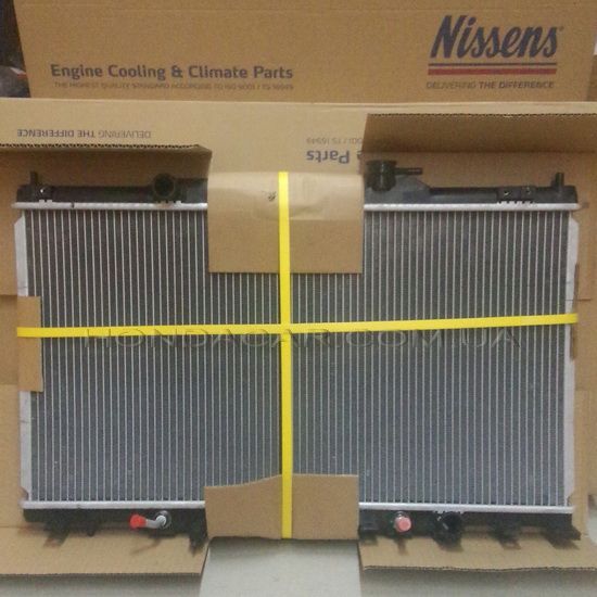 Радиатор охлаждения двигателя Nissens 68106