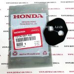 Накладка на скобу замка двери Honda 72136-SEP-A00 Накладка на скобу замка двери Honda 72136-SEP-A00